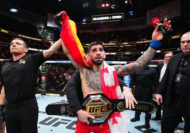 UFC 페더급 챔피언 일리아 토푸리아. 사진=UFC