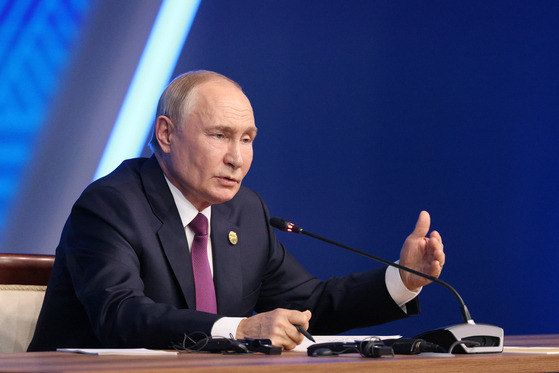 Russian President Vladimir Putin gives a press conference on the sidelines of the 2024 BRICS Summit in Kazan, western Russia, on Thursday. [REUTERS/YONHAP]