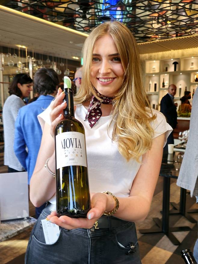 모비아 와인 관계자. 최현태 기자