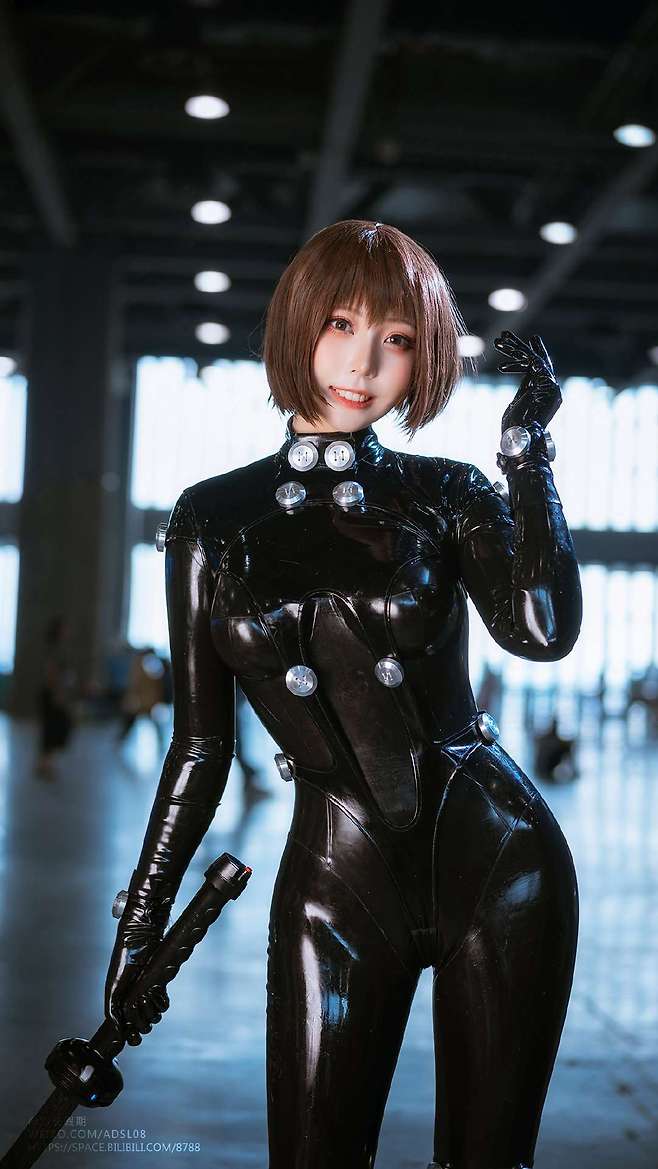 고퀄 간츠 코스프레