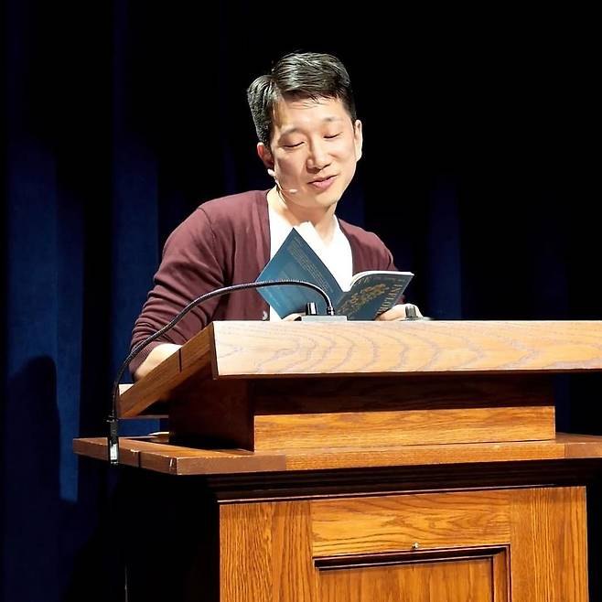 Anton Hur reads from "Indeterminate Inflorescence" at the 2024 Bread Loaf Translators' Conference. (Courtesy of Anton Hur)