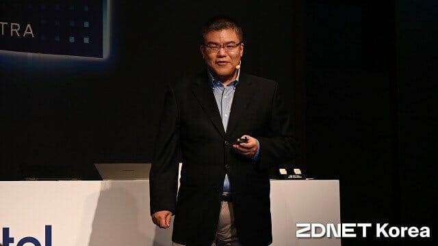 잭 황 세일즈 매니저는 ”CPU와 NPU, GPU로 다양한 AI 응용프로그램을 처리하는 것이 인텔 목표”라고 설명했다. (사진=지디넷코리아)
