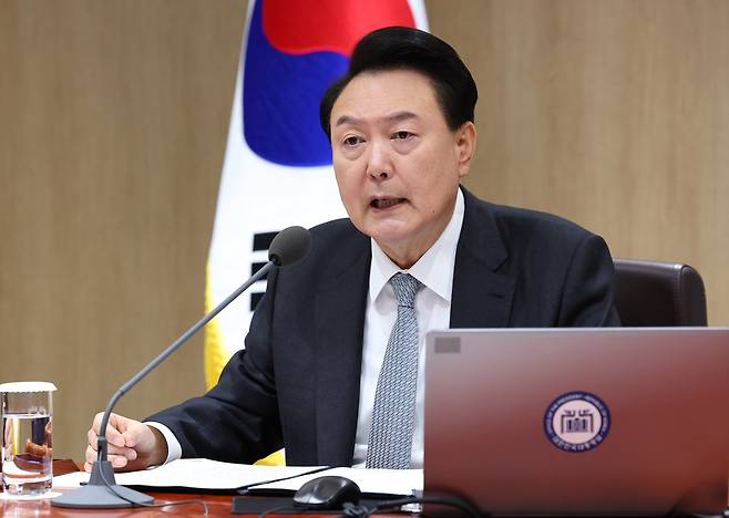 윤석열 대통령이 29일 서울 용산 대통령실 청사에서 열린 제46회 국무회의에서 4대 개혁 추진 의지를 밝히고 있다. 뉴시스.