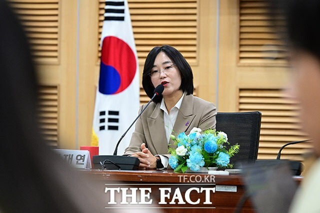 김재연 진보당 상임대표가 30일 오전 서울 여의도 국회 의원회관에서 열린 '진보당 창당 7주년' 기자간담회에서 모두발언을 하고 있다. / 남윤호 기자