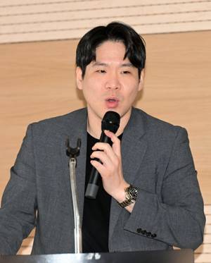김지웅 트립닷컴 이사
