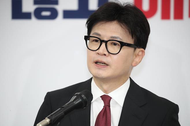 한동훈 국민의힘 대표가 30일 오전 서울 여의도 국회에서 취임 100일을 맞아 기자회견을 하고 있다. 뉴스1