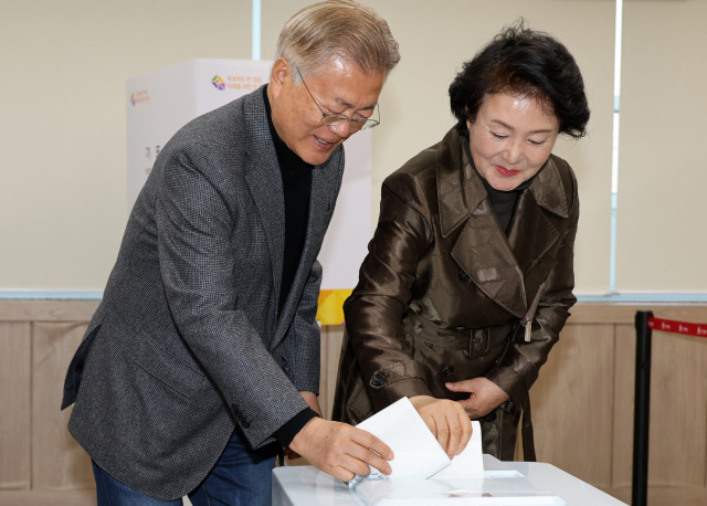 ▲문재인 전 대통령과 부인 김정숙 씨 ⓒ연합뉴스