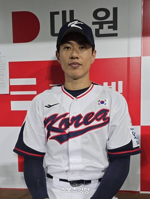류중일 감독이 4번 타자 후보로 고민 중인 송성문. 고척|이두리 기자