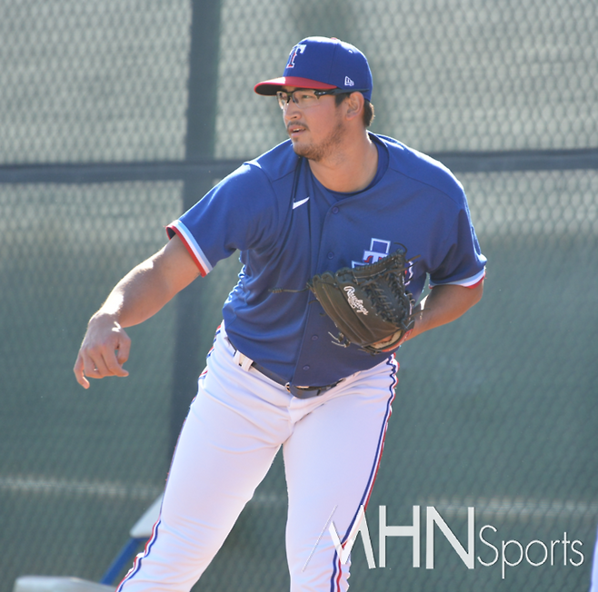 (텍사스 한국계 투수 데인 더닝)