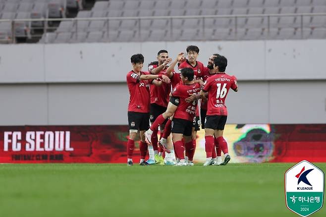 골세리머니를 펼치는 서울 선수들 [한국프로축구연맹 제공. 재판매 및 DB 금지]