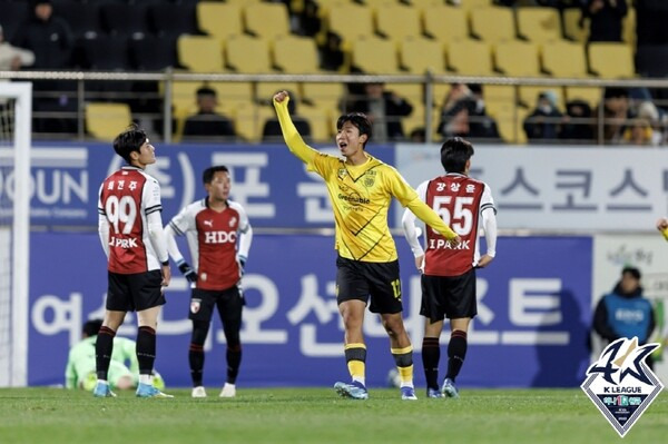 전남과 부산. ⓒ프로축구연맹