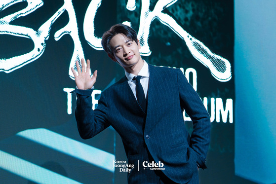 Minho poses for the cameras during a press conference held on Monday at the Fairmont Ambassador Seoul in Yeouido, western Seoul. [DANIELA GONZALEZ PEREZ]