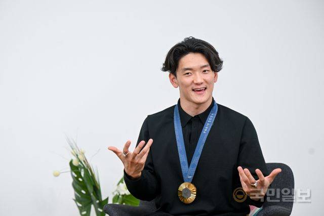 '필 위자드' 필립 김 선수가 지난달 31일 서울 국민일보빌딩 종교국 스튜디오에서 신앙을 고백하고 있다. 신석현 포토그래퍼