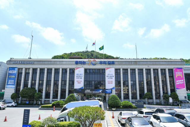 김포시는 산업단지의 산업용 건축물 등을 신축하기 위해 토지를 취득하면서 취득세를 감면받은 납세자들중 감면 후 의무사항을 준수하지 않은 9건을 적발, 취득세 등을 추징했다. 김포시 제공