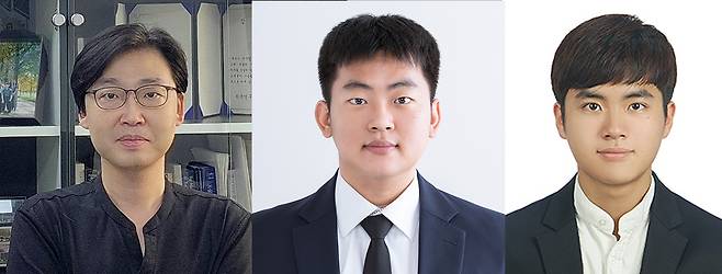 이상한(왼쪽부터) 교수, 정윤성, 김승환 석박사통합과정.[GIST 제공]