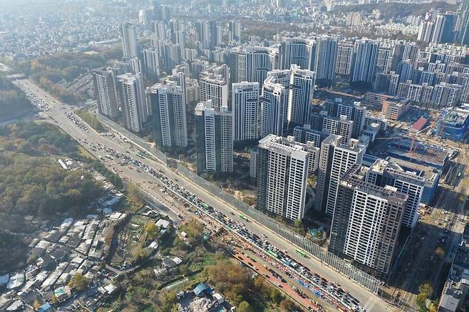 서울 개포동 개포주공1단지를 재건축한 ‘디에이치퍼스티어아이파크’ 전경. 현대건설 제공