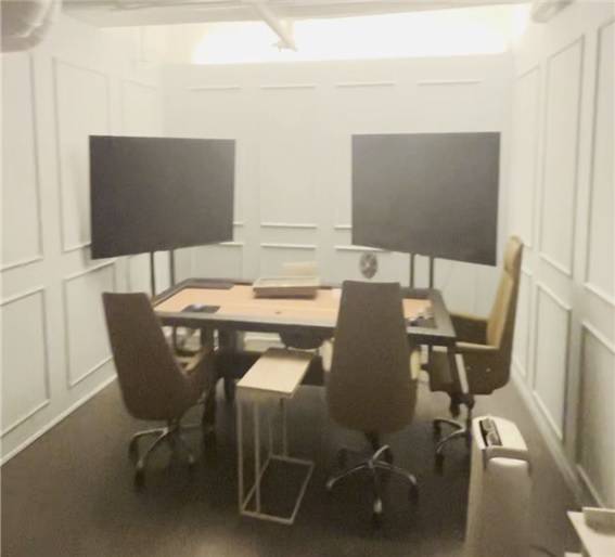 내부는 커다란 TV 2대를 설치하고 게임 테이블을 들여놓는 등 실제 호텔 카지노와 비슷한 느낌이 나게 개설됐다. [서울경찰청 마약수사대 제공]