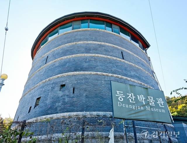 1969년 고등기전시관에서 출발해 1997년 용인에 정식 개관한 한국등잔박물관은 우리나라의 전통 조명기구 일체를 전시하고 있다. 박물관 전경. 윤원규기자