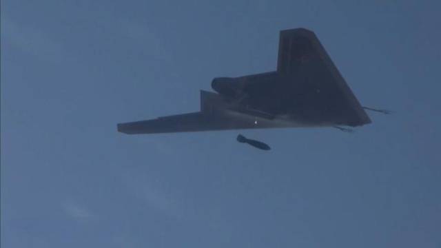 S-70 아호트니크-B는 수호이와 미그 설계국이 공동개발 중인 차세대 무인 전투 항공기(UCAV)다. 사진 제공=러시아 국방부