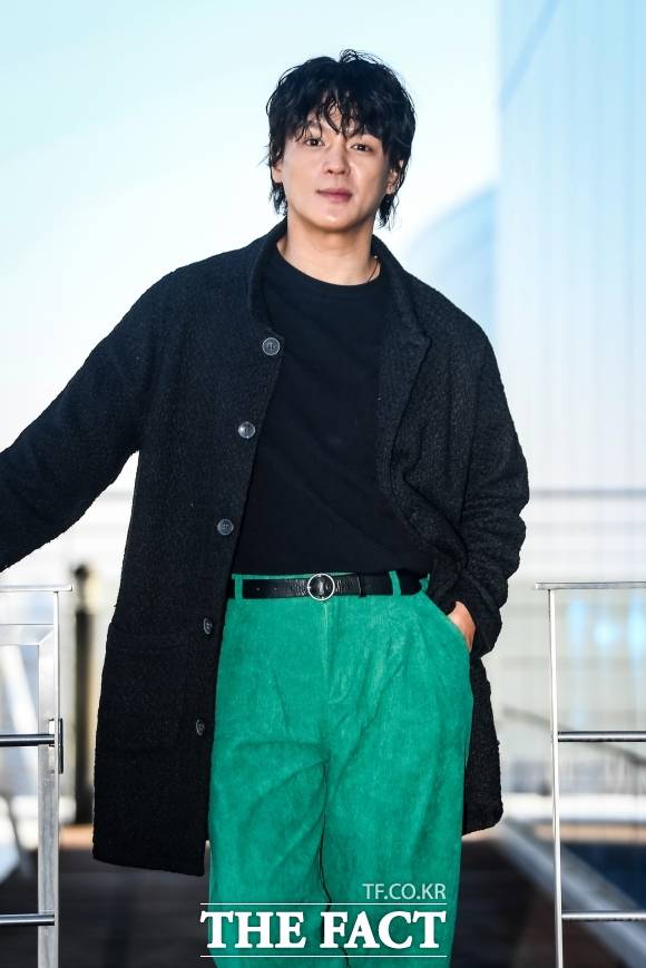 배우 최동구가 지난 11일 <더팩트>와 만나 SBS 드라마 '지옥에서 온 판사' 종영 기념 인터뷰를 진행했다. /장윤석 기자