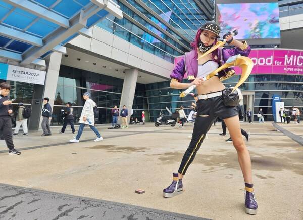 - 리그 오브 레전드 '아칼리'