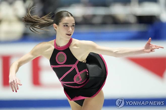 오징어게임 경비병으로 변신한 이탈리아 피겨 선수 구트만 [AP=연합뉴스]