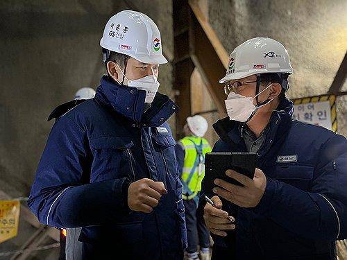 GS건설 허윤홍 대표(사진 왼쪽) [GS건설 제공. 재판매 및 DB 금지]