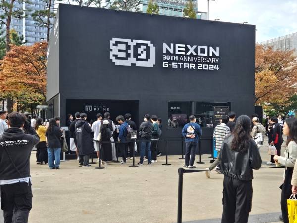 - 넥슨은 30주년을 테마로 행사장 내부 부스와 야외 부스를 마련했다