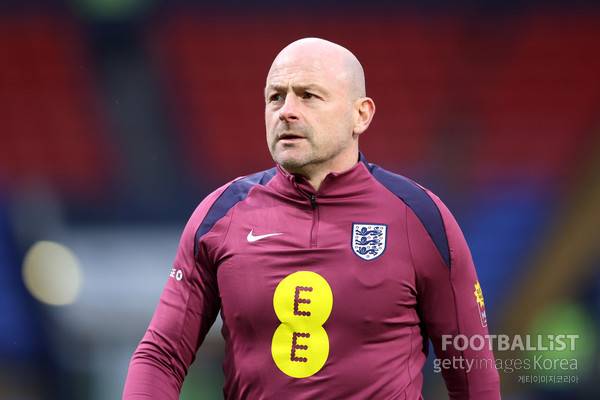 리 카슬리 잉글랜드 감독 대행. 게티이미지코리아