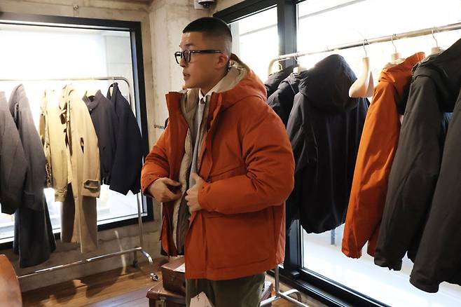 ‘히스 헤지스(HIS HAZZYS)’ 남성 편집숍 ‘하바티(HAVATI)’와 협업한 겨울 아우터 컬렉션발매