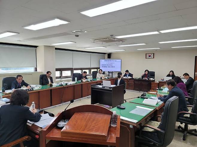 [대구=뉴시스] 이상제 기자 = 대구 달서구의회 행정사무감사 사진. 2024.11.20. king@newsis.com  *재판매 및 DB 금지