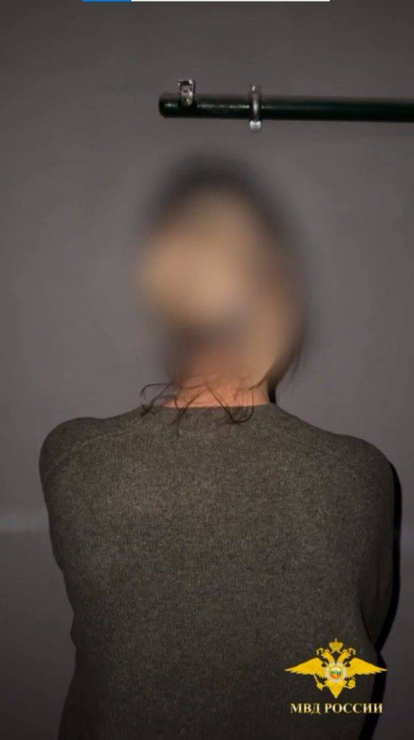 [서울=뉴시스] 러시아 파병 북한군이 현지 적응을 돕기 위해 파견된 러시아 현지 여대생을 강간한 혐의를 받고 있다는 소식이 보도됐다. 해당 여대생으로 추정되는 여성의 인터뷰.(사진=텔레그램 갈무리) *재판매 및 DB 금지