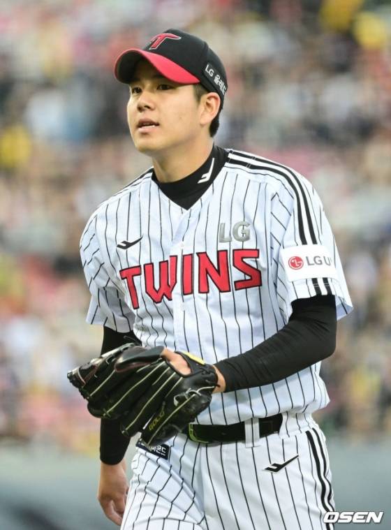 LG 트윈스 시절 강효종의 모습.