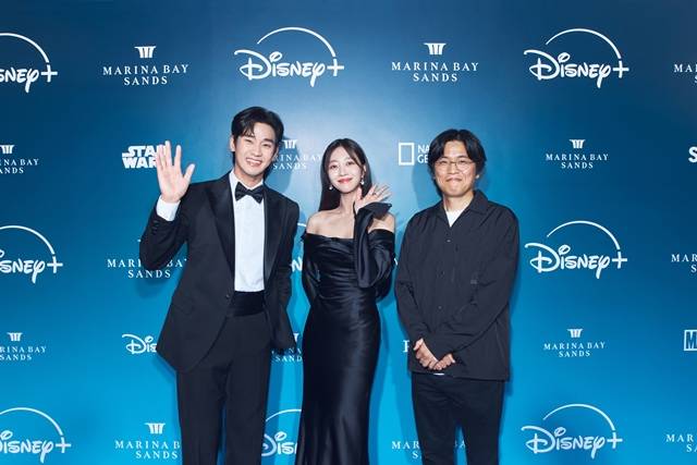 배우 김수현 조보아, 박현석 감독(왼쪽부터)이 '2024 디즈니 콘텐츠 쇼케이스'에 참석했다. /월트디즈니 컴퍼니 코리아