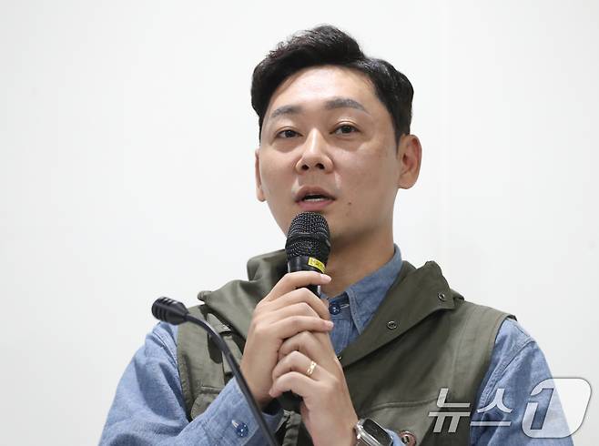 박양세 네오메이션 대표가 22일 오후 경기 성남시 분당구 글로벌디지털혁신네트워크(GDIN)에서 열린 '반려동물 산업 육성 협의회' 제8회 IR(기업설명회)데이에서 우수기업 발표를 하고 있다. 2024.11.22/뉴스1 ⓒ News1 김영운 기자