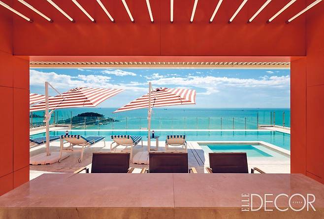 종킴스튜디오에서 진행한 주거 프로젝트. 동화 속에 나오는 숲속의 집을 연상케 한다.