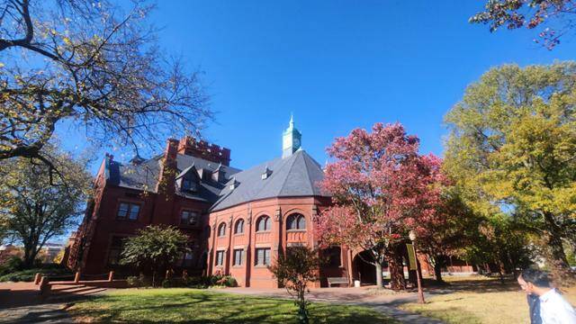 미국 남장로교의 대표적인 신학교인 버지니아 유니온장로교신학교. 전킨의 모교로, 초창기 조선에 가장 많은 선교사를 파송했다.