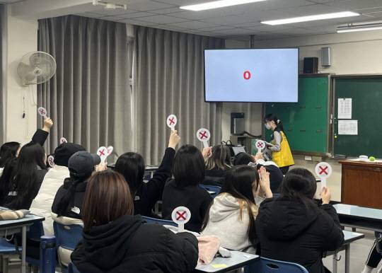 ‘새로운 시작, 건강한 선택’…강북구, 수능 후 청소년 흡연·음주 예방 프로그램