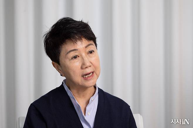 윤난지 이화여대 명예교수는 여성 연구자들로 이루어진 현대미술사 연구 모임 현대미술포럼을 이끌고 있다. ⓒ시사IN 박미소