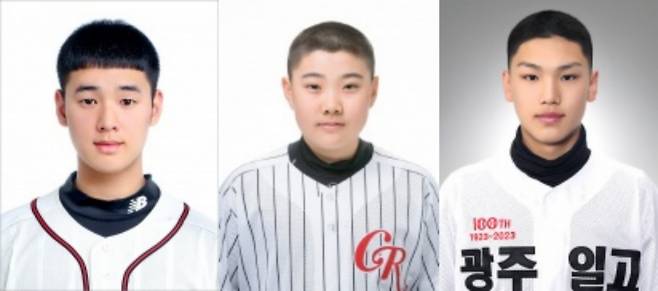 (왼쪽부터) 투수 정현우(덕수고 3), 내야수 박준순(덕수고 3), 투수 김성준(광주일고 2). /사진=대한야구소프트볼협회 제공