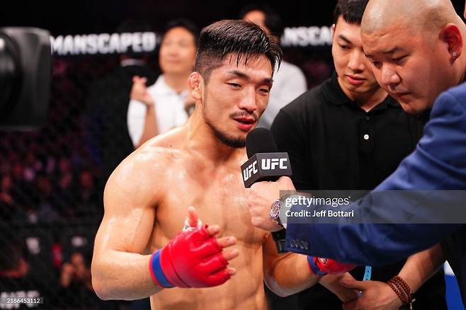 gettyimages-2186453112-2048x2048.jpg 실시간) UFC 유수영 승리 새로운 한국인 UFC 파이터 탄생 ㄷㄷ