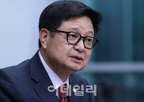 [이데일리 노진환 기자] 김장겸 국민의힘 의원이 20일 서울 여의도 국회 의원회관에서 이데일리와 인터뷰를 하고 있다.