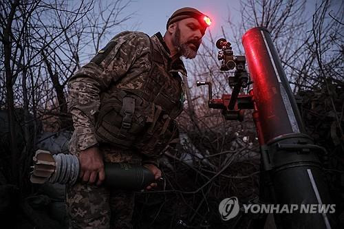 우크라이나군 작전 모습  [AP=연합뉴스 자료사진. 재판매 및 DB금지]