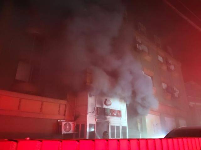 25일 경기 화성시 한 모텔에서 화재가 발생해 40분 만에 진화됐다. 소방청 제공