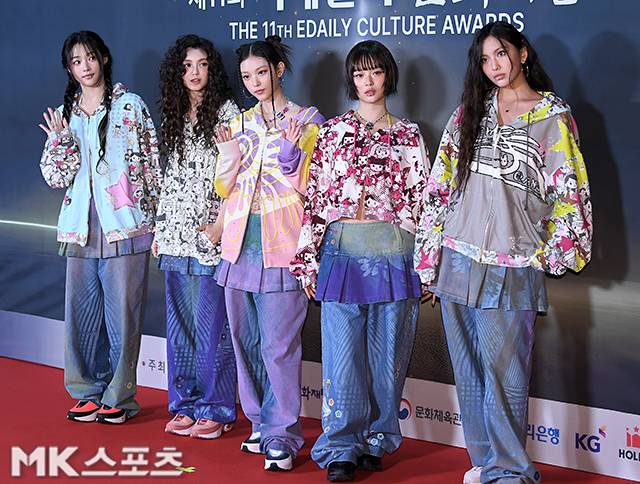 걸그룹 뉴진스가 소속사 어도어를 상대로 내용증명을 보낸 가운데, 어도어가 답변시한을 하루 앞두고 요구 사항 중 한 가지에 대한 답을 내놨다. 사진=천정환 기자