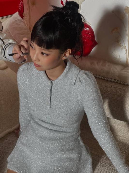 사진=제니 공식 계정