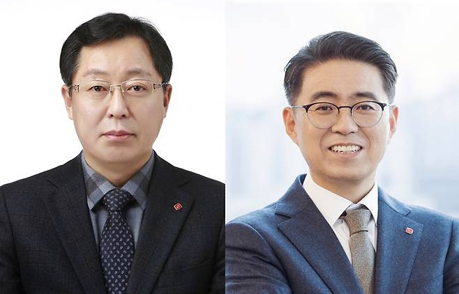 이영준(왼쪽) 롯데 화학군 총괄 사장과 노준형(오른쪽) 롯데지주 ESG 경영혁신실장 사장/사진제공=롯데