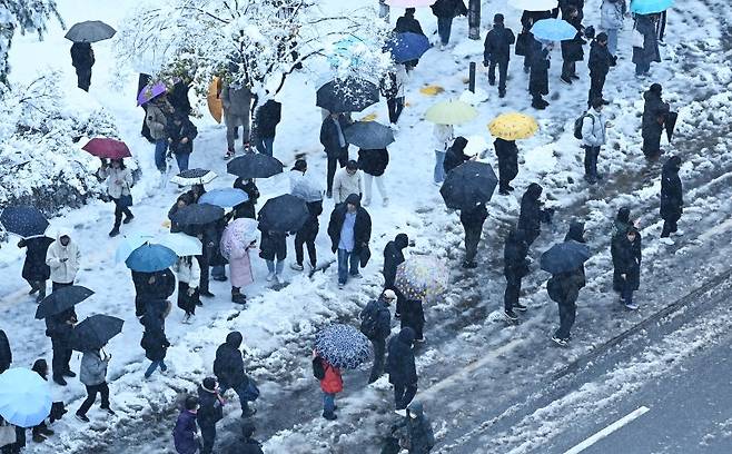 '이미 학교 갔는데' 휴교 결정 조금만 빨랐어도...