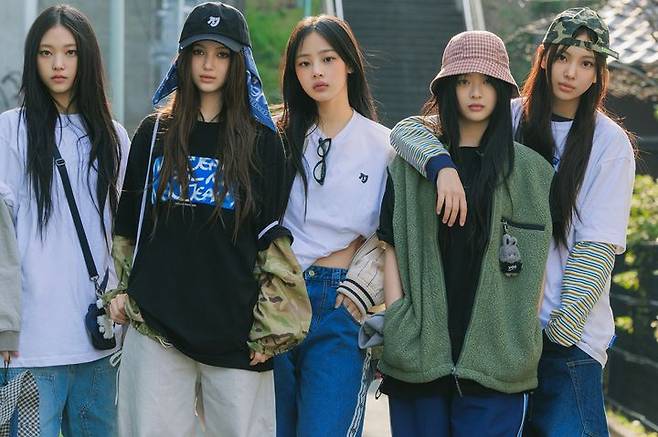 [서울=뉴시스] 뉴진스. (사진=어도어 제공) 2024.11.28. photo@newsis.com *재판매 및 DB 금지