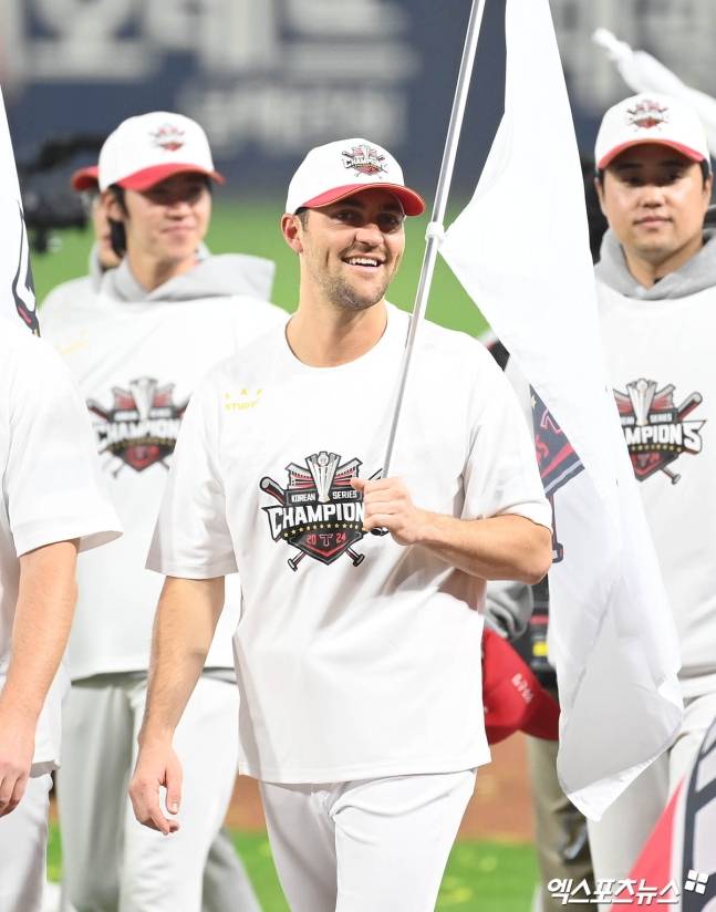 네일이 지난 27일 KIA와 180만 달러 규모의 재계약을 알렸다. 세부 조건은 계약금 40만 달러, 연봉 120만 달러, 옵션 20만 달러다. 엑스포츠뉴스 DB